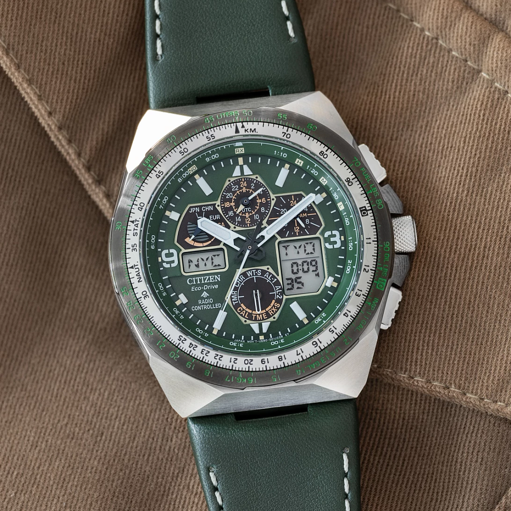 Citizen Promaster Skyhawk A-T Atomic Timekeeping JY8147-01X