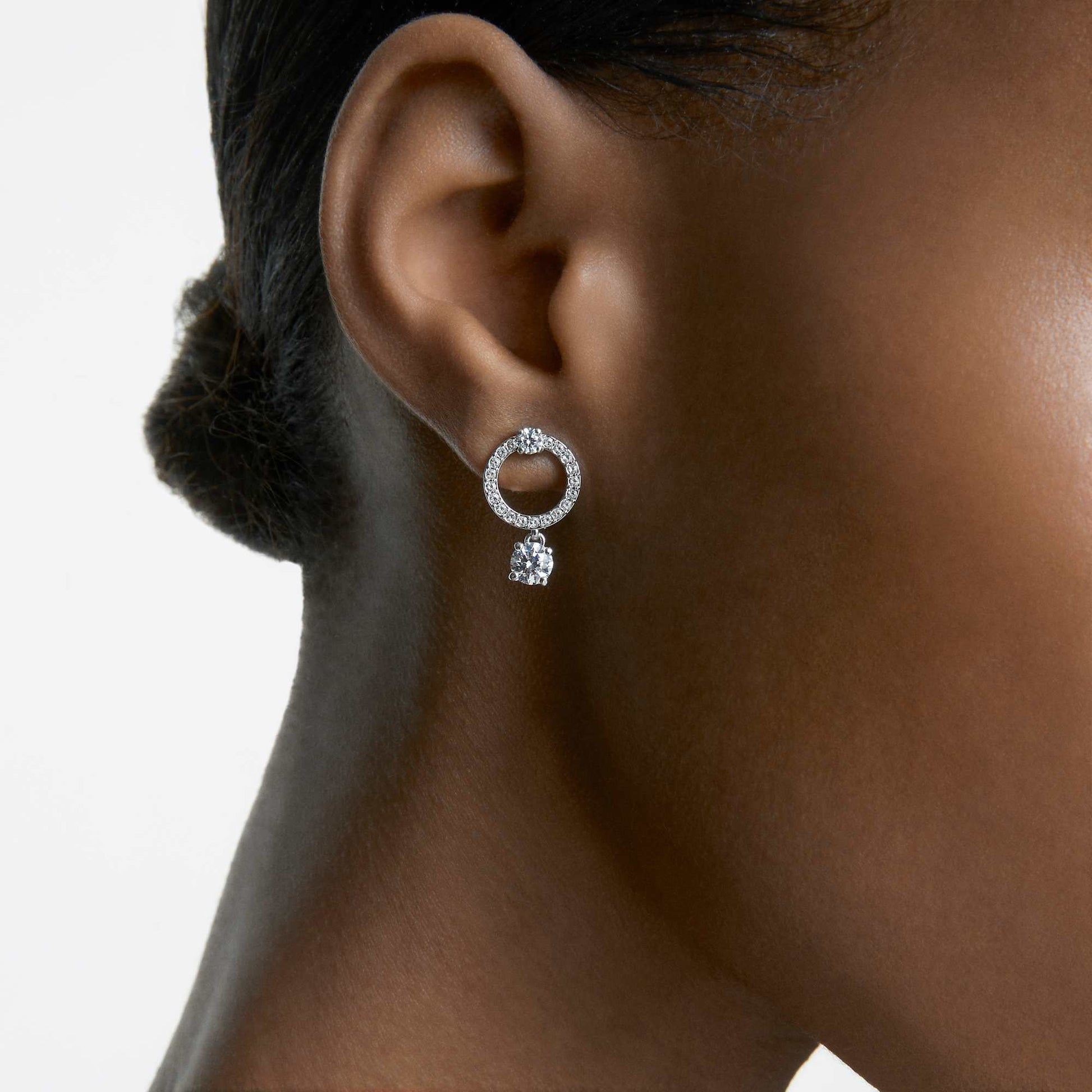 Swarovski Jewelry Constella hoop earrings Round cut, White, Rhodium plated 5563278