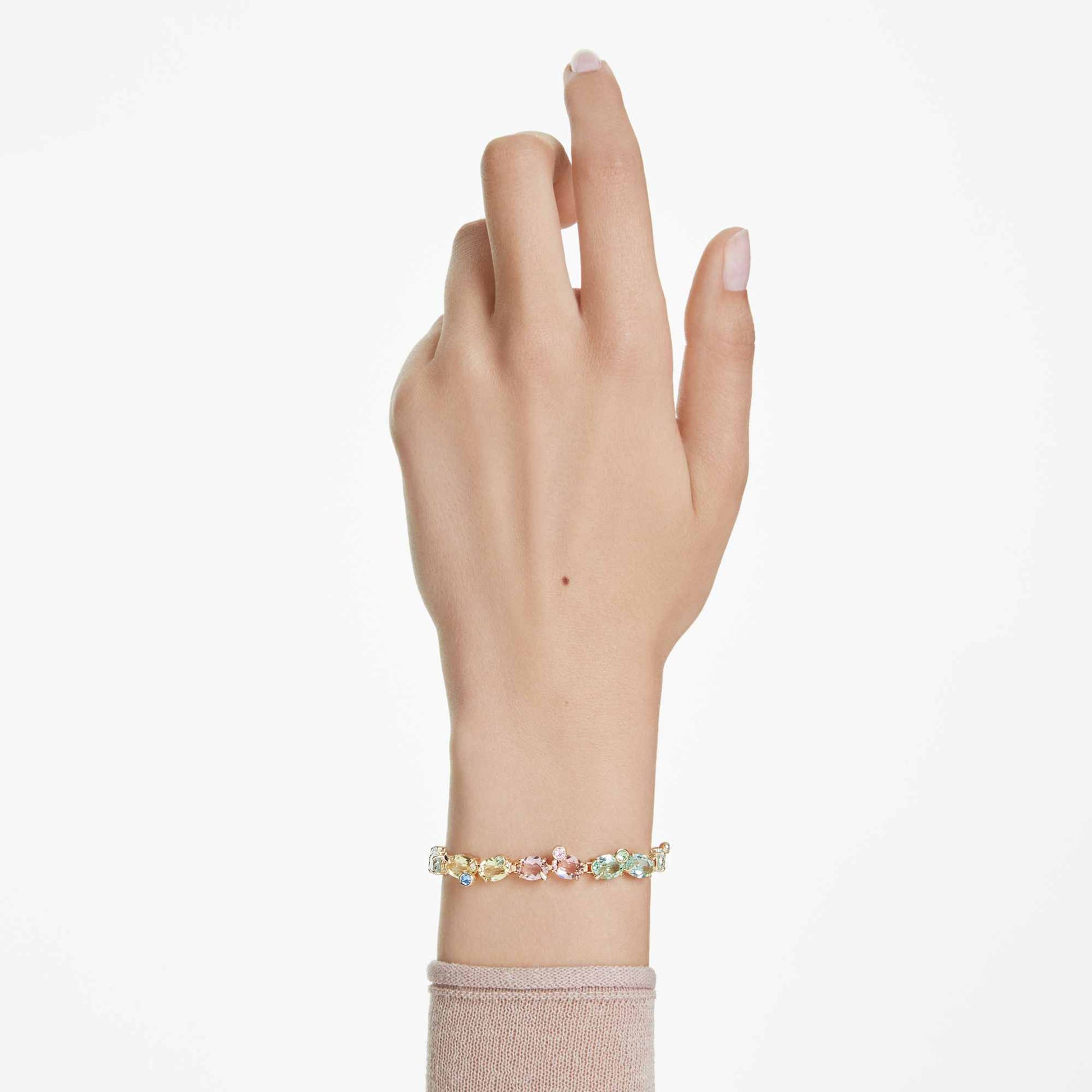 Swarovski Gema Tennis bracelet Mixed cuts, Multicolored, Gold-tone plated 5705808