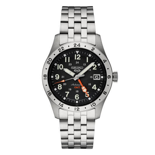 Seiko 5 Sports Field GMT SSK023, front view with complete bracelet on square canvas