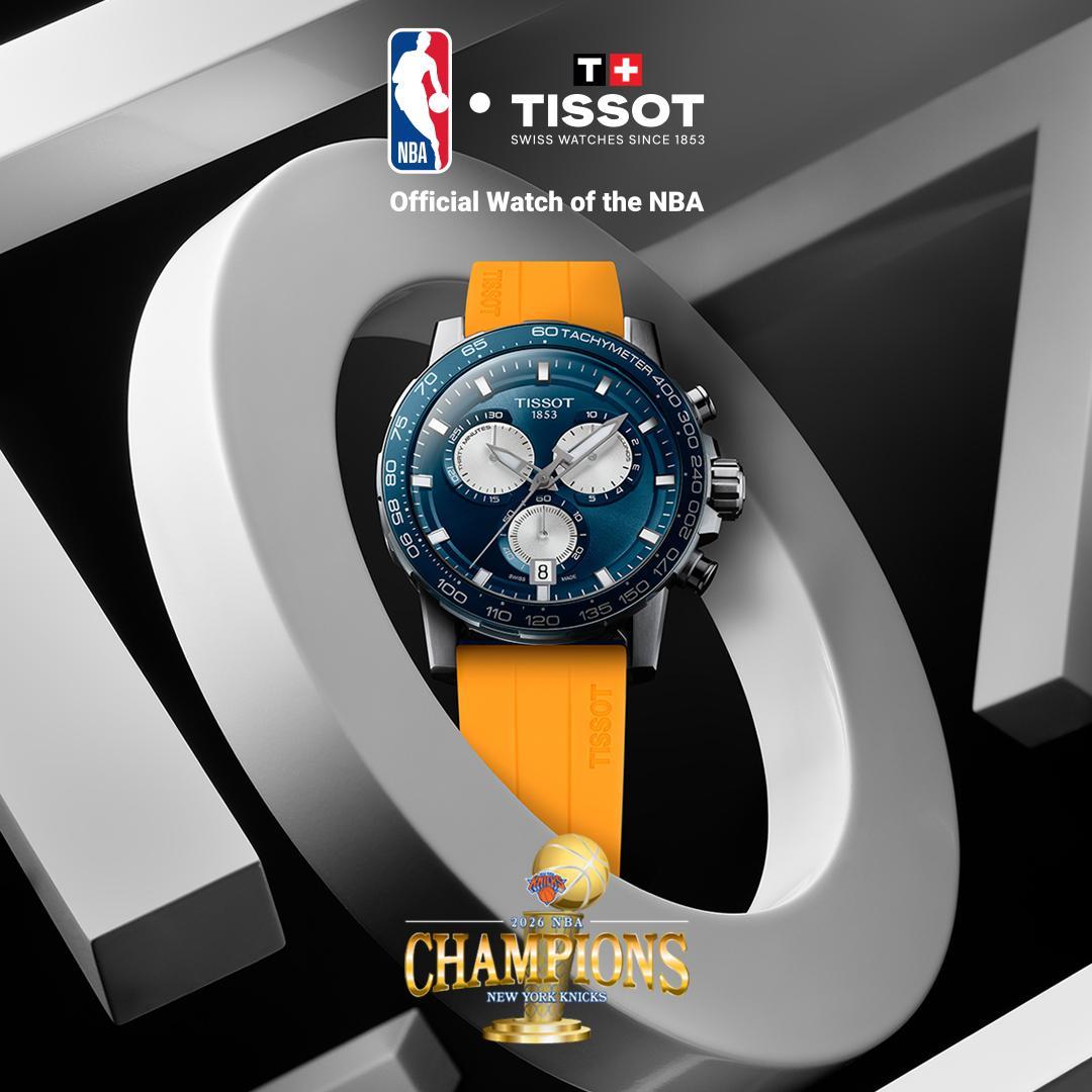 Knicks championship watch on included orange rubber strap
