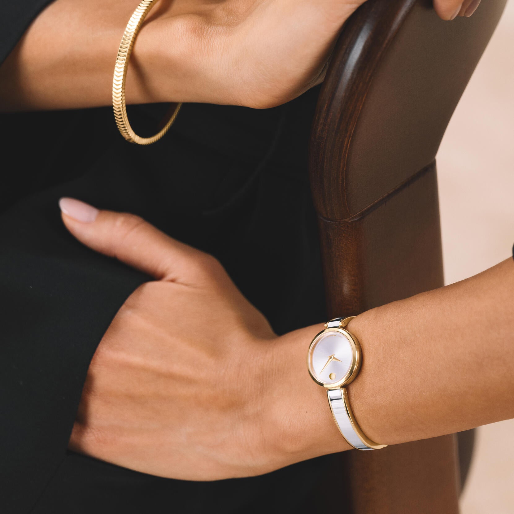 Movado Moda 24mm Bangle Watch 608193