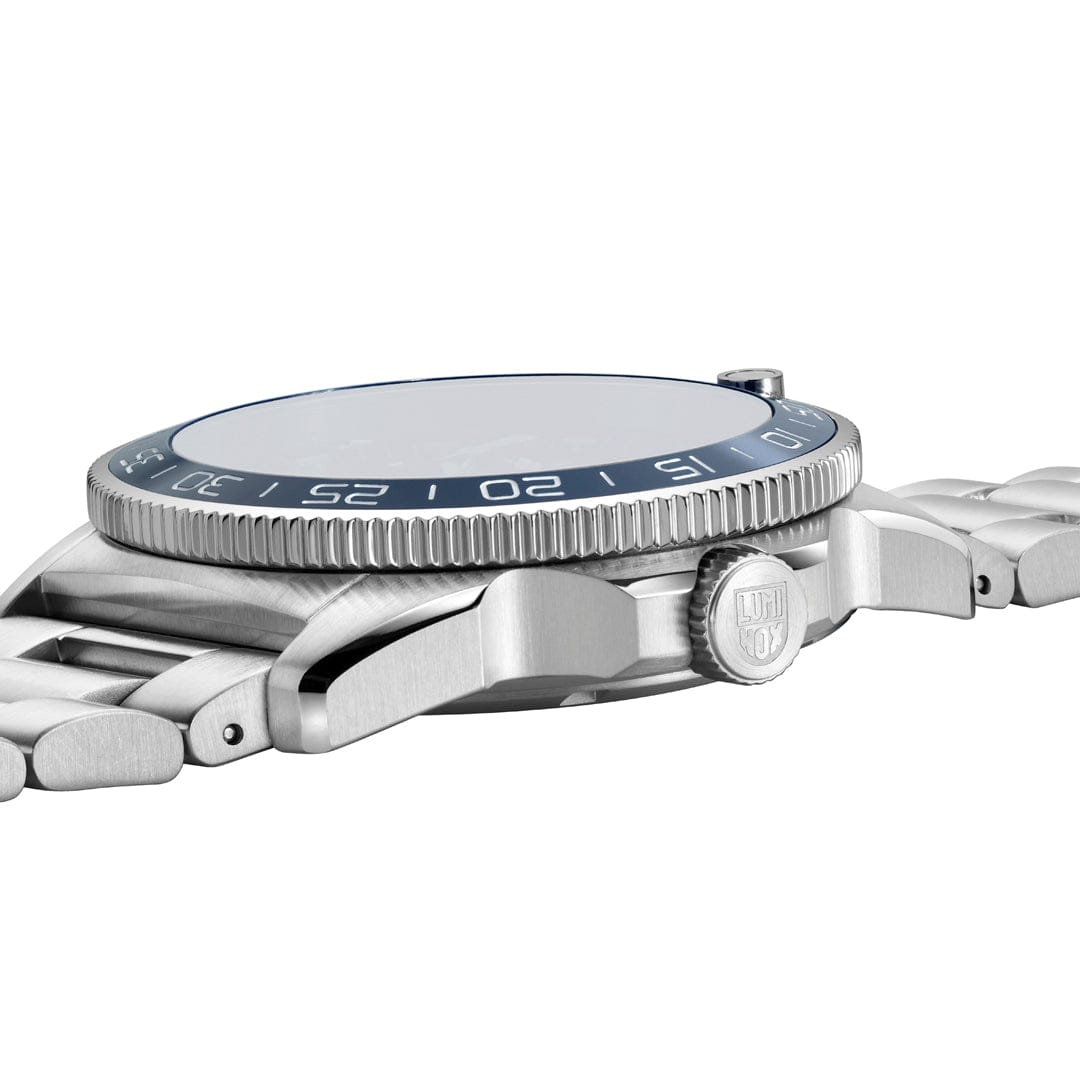 Luminox Pacific Diver Automatic Dive Watch,  42mm XS.3104