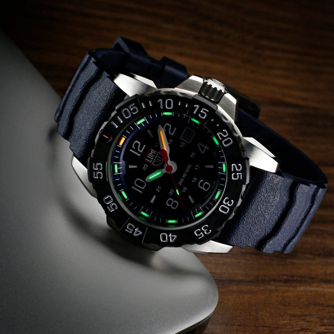 Luminox Navy SEAL Rubber, Steel, Carbonox (RSC) Military Dive Watch, 45 mm XS.3253.CB