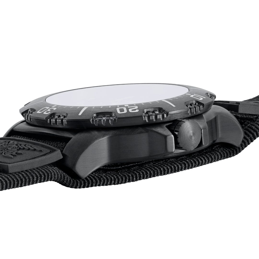 Luminox Navy SEAL 4230 Military Dive Watch, 45 mm XS.4231.SET